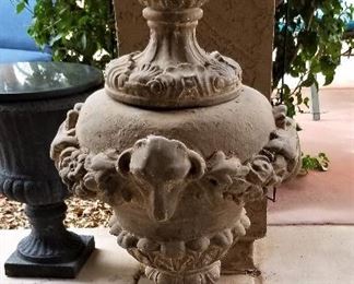 Large heavy decorative urn with lid. This is a statement piece in your yard.