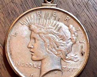Liberty 1922 pendant