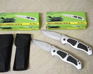 2 Pocket Knives