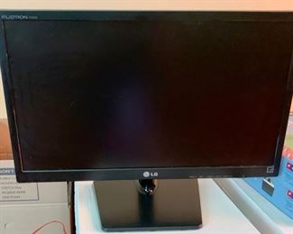 LG computer monitor 21.5"