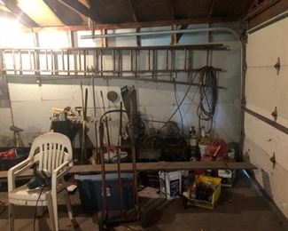 tools ladder garage full