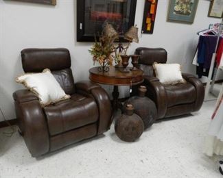 Entertainment area recliners, Table, matching jars, and home decor