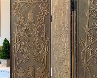 Detail Room Divider