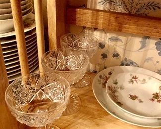 Service for 10 in AMERICAN BRILLIANT PERIOD CUT GLASS: Water goblets, champagne, wine glasses. Probably made by Hoare of Corning New York, circa 1890!