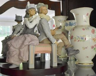 "Back to Back" limited edition Lladro figurine with COA