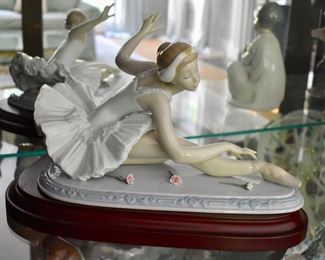 Lladro "Ovation" ballerina figurine (#6614, retired)