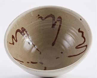 Warren MacKenzie (1924-2018). Large studio pottery ceramic stoneware bowl. Stoneware with a drizzle glaze design on the interior. Warren MacKenzie was a renowned Minnesota studio potter. A student of Bernard Leach and Shoji Hamada, he is credited with bringing the functional Mingei tradition to the United States, and spreading it through his own art and mentorship of students during his long tenure at the University of Minnesota. Note: Lots 1-19 were purchased by a single collector from MacKenzie's showroom between 1989-2000
SKU: 01384
Follow us on Instagram: @revereauctions