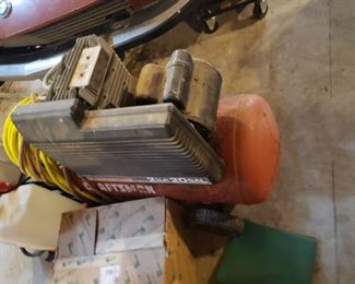 Air compressor 