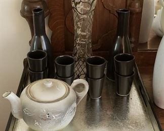 25 Japanese Sake Vessels and Tea Pot