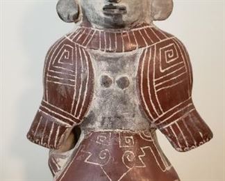 37 Aztek Clay Sculpture 