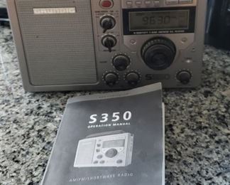 44A Grundig S350 AM-FM Shortwave Radio