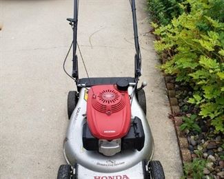 Honda lawn mower (not shown - bag)