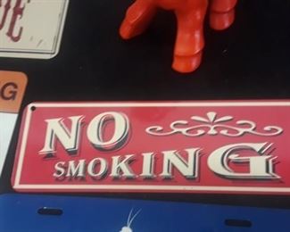 NO Smoking Sign 