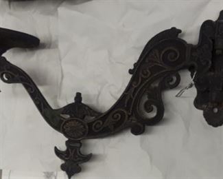 Antique Cast Iron Wall Scone 