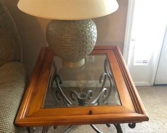 glass top end table with pregnant lamp