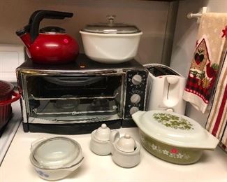 Toaster oven, Corning ware
