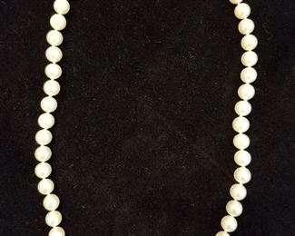 Cultured Pearl Necklace