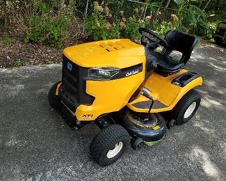 19 hours. Like new. Cub Cadet.