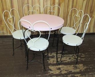 Metal Ice Cream Parlor Table w/6 Chairs