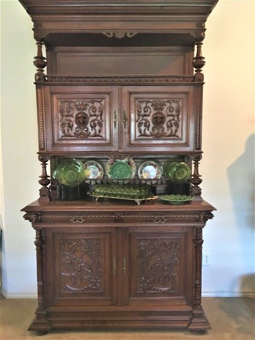 Beautiful Antique Hunt Cabinet