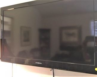 Insignia TV...... comes with wall hanging bracket