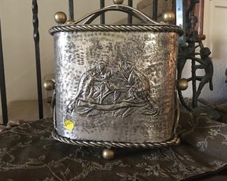 Decoratve silver Pot