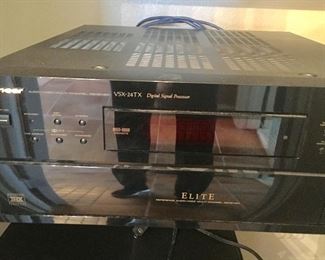 Piioneer Elite VSX-24TX Dolby/Digital Receiver