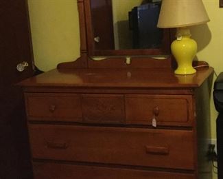 Dresser