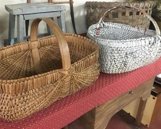 Old Oak Baskets(White Paint)