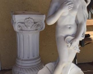 Garden statuary