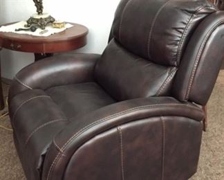 New leather pushbutton recliner