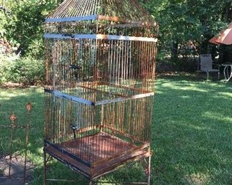 This bird cage is wonderful great look