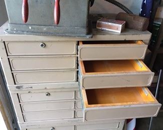 Here is a better look at the drawers.