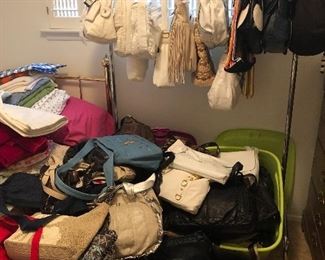Tons of handbags some NWT