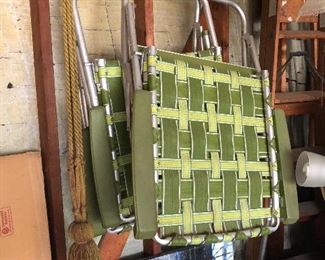 Vintage webbed green folding chairs, 2 large, 2 small