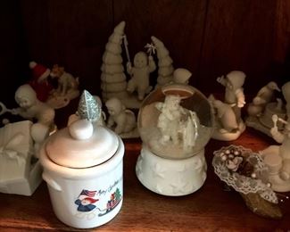 More Snow Babies and Christmas Decor