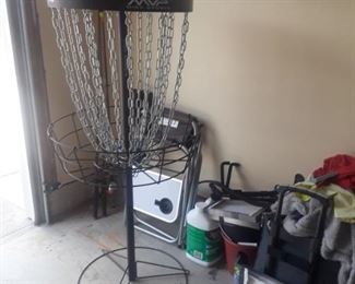 Frisbee Golf Practice Stand. 