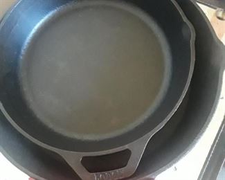 2 Cast Iron Pans