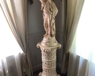 Large statue of Italian peasant