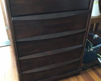 Chest drawers by Holland House