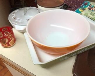 MCM bowls
