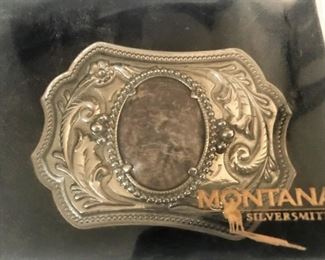 Montana Silversmith's Cabochon set belt buckle in box