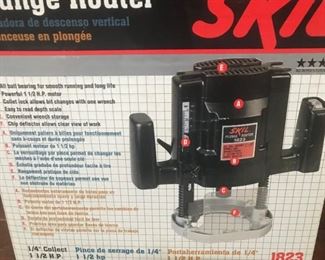 Skil Plunge Router in box