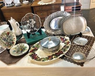 Serving Platters & Decorative Plates