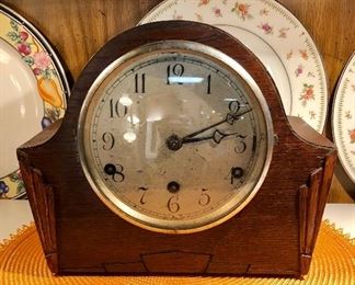 Vintage Wooden Desk Clock 