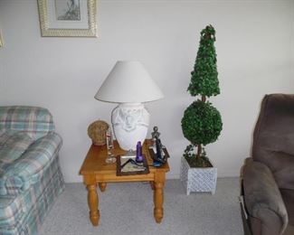 Pine end table (pair)