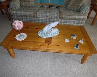 Pine coffee table