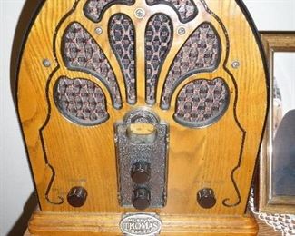 Thomas Museum Series 1932, Radio