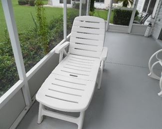 Outdoor Chaise