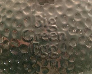Big Green Egg Grill / Smoker